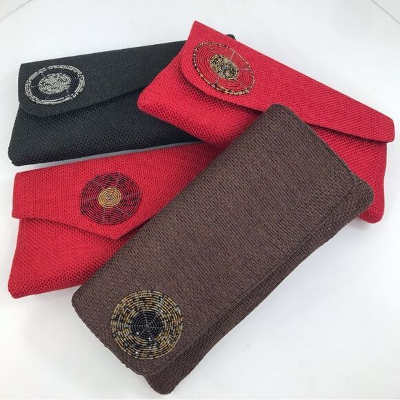 Boutique Black Burlap and Bead Medallion Summer Envelope Clutch Bag - Picture 2 of 13